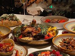 -Mogul Eatery·大亨餐酒馆
