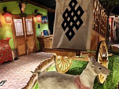 -老阿妈蒙古村·蒙古包·草原文化·歌舞表演(老君堂店)