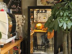 门面-雨人咖啡(扬帆广场店)