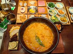 -银米·云南传统过桥米线(双廊黑金冠店)