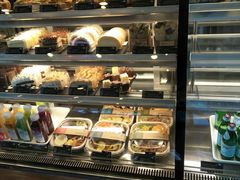 -星巴克臻选(盐城金鹰聚龙湖店)