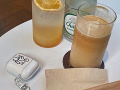 -Line 咖啡(石厦花园店)