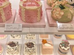 -好利来(上海长宁龙之梦店)