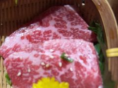 -山川小町·极番烧肉(新地假日广场店)