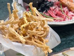 -秘密旅行Bonjour(黑金冠 江南西店)