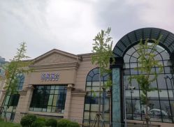 -花嫁丽舍婚礼殿堂(世博江景店)