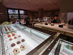 -潮一不贰·法式甜品·生日蛋糕·西式简餐(外滩店)