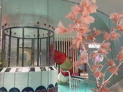 -涨巢·潮玩水疗局