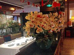 -八府香鸭·啫啫煲(华山路店)