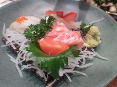 -8PINTS八品脱·日料·烧鸟·精酿小酒馆(莘庄店)