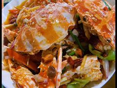 -三亚火车头万人海鲜广场