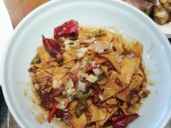 -那家老院子东北菜·饺子·小鸡炖蘑菇(艳华街店)