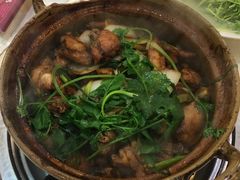 -渝君重庆火锅(嘉宾路店)