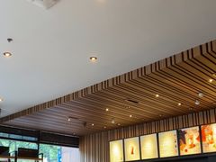 -星巴克(美丽华花园店)