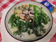 上汤菜心苗-龙桥私厨·姜花菊花过桥鱼·顺德菜(容桂店)