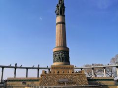 -人民防洪胜利纪念塔