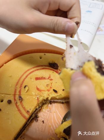 胖东来月饼真的会拉丝！