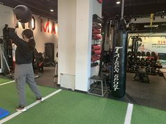 -MADFIT迈非健身(阳光天地店)