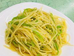 -东北四季饺子王(华山路店)