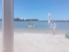 -东郊椰林