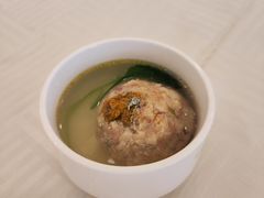 蟹粉狮子头-怡园饭店-餐厅(四望亭店)