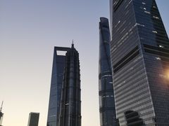 -陆家嘴空中步行连廊