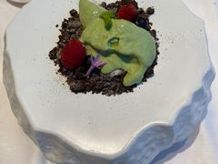 -云厨·高空西餐厅(成都瑯珀·凯悦臻选酒店)