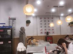 -秦香陕西食府(华贸天地店)