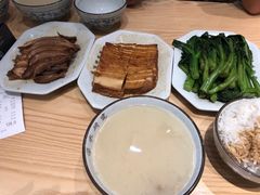 -狮头牌卤味研究所·卤味饭(花城汇南区店)