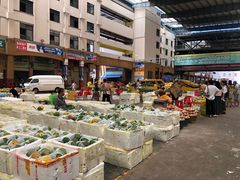 -三亚新鸿港水果一级批发市场