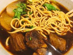 -醉牛腩·面小馆
