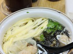 鲜肉小馄饨-柴爿巷·香酥鸡&馄饨(复兴中路店)