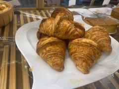 酥皮羊角面包-昆明冠生园·蛋糕·面包(南强街店)