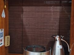-独食火锅·半米屋台(直营总店)