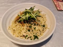-肥肥虾庄·金牌油焖大虾(首义路店)