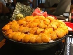 三色海胆饭-魔丼屋(日月光店)