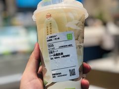 一朵莲奶茶-奈雪的茶(印象城店)