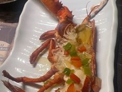 -雍容荟帝王蟹活龙虾展台自助(IFS黑金店)