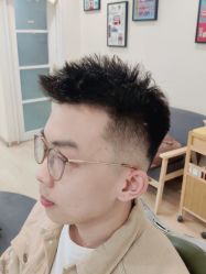 -韦恩先生Barbershop英式男士理发馆