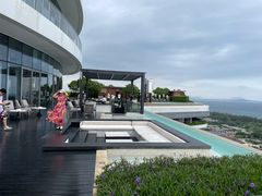 -瑰丽酒店·海吧·天际下午茶·现场DJ·天台酒吧