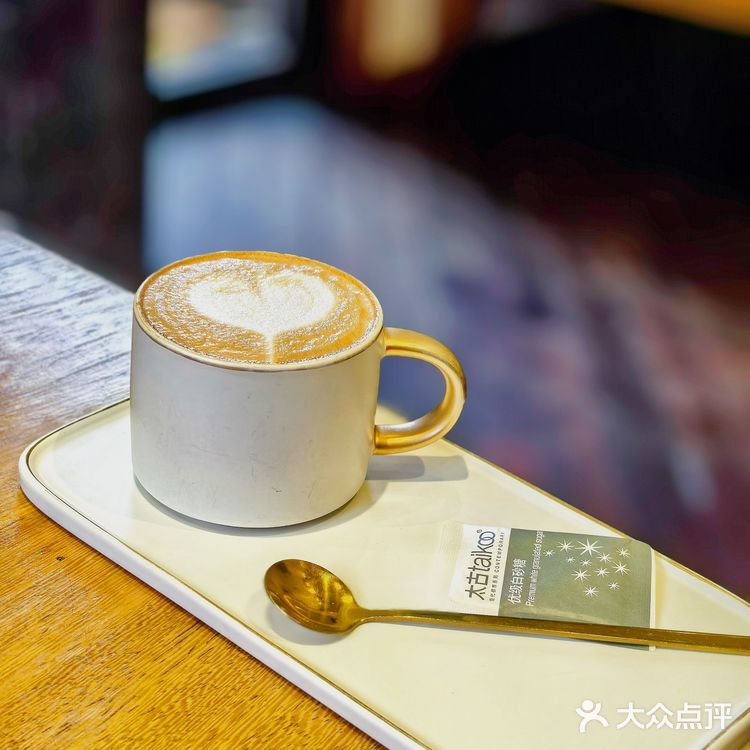 杭州西湖边的浪漫花园餐厅🍴美的一塌糊涂