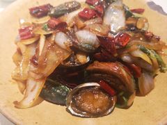 -巷子里小酒馆(西三道街店)