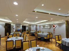 -唔哩赞·崇明私藏菜(建国西路店)