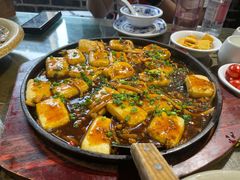 铁板包浆豆腐-灶东家民间菜(回兴店)