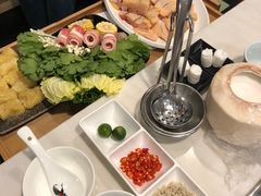-烹然四季椰子鸡火锅(团结湖总店)