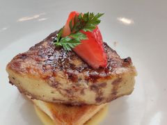 香煎鹅肝配意式香醋甜葱汁-解放碑威斯汀酒店-知味国际美食餐厅