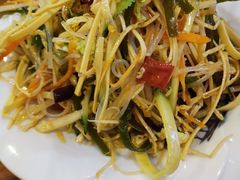 -鹤乡东北菜(崮山路店)