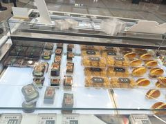 -酥大興·新国潮糕点配茶饮(龙岗万达黑金店)