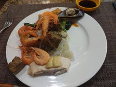 -三英温泉度假酒店-自助餐厅