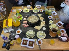 -有一锅·野生菌黑山羊腊排骨火锅(古城北门店)